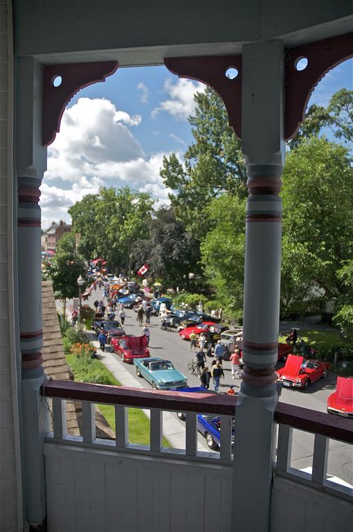 Bondy House Bed & Breakfast Amherstburg 外观 照片