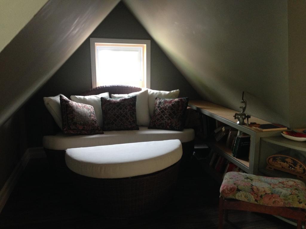 Bondy House Bed & Breakfast Amherstburg 外观 照片