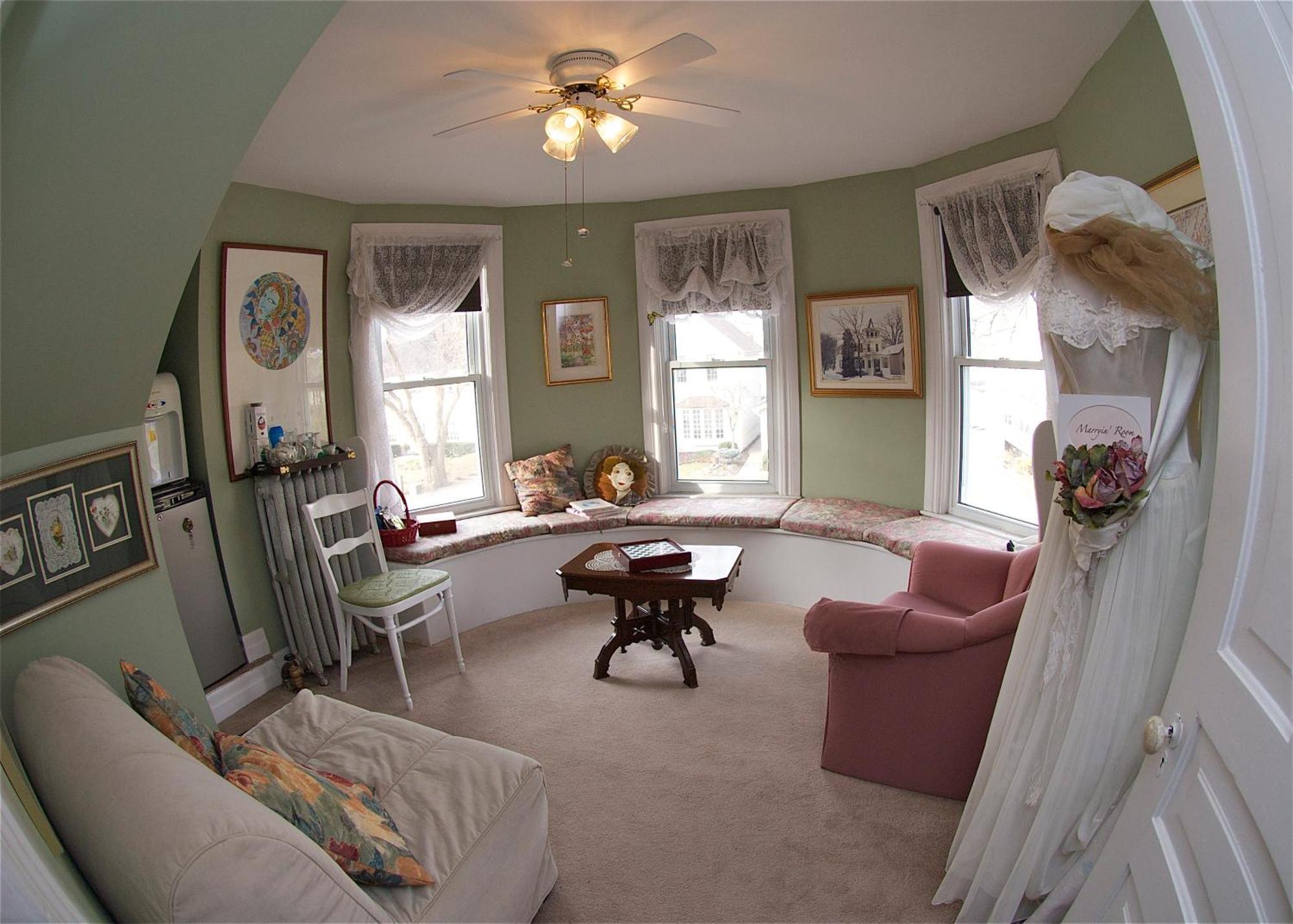 Bondy House Bed & Breakfast Amherstburg 外观 照片